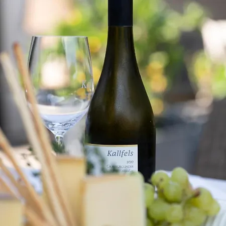 Wein Und Kallfels Kröv
