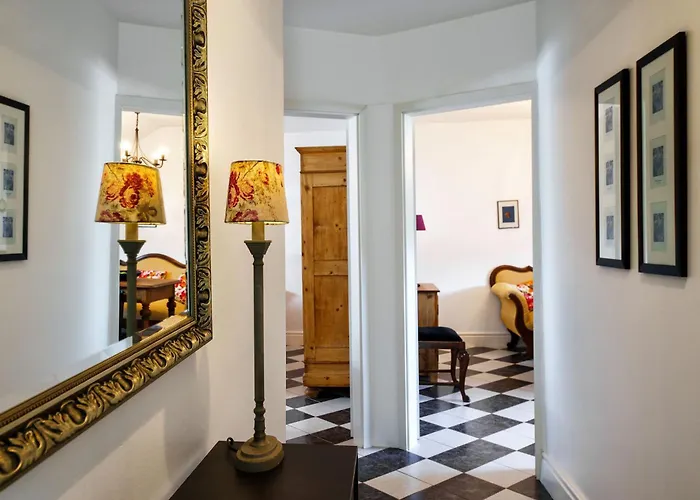 Gasthuis Wein Und Kallfels Kröv