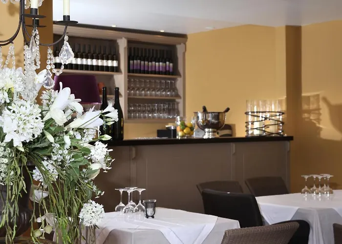 Gasthuis Wein Und Kallfels Kröv